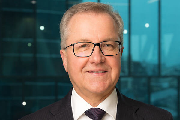 Headshot of Cemeteries Board Member Andrew Mills, Chair